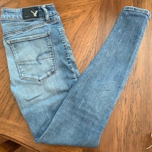 AEO High-Rise Jegging
